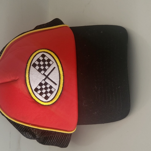 Amscan Checkered Flags Racing Cap - Red and Black - Picture 7 of 7
